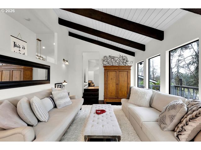 34846 MATTHEWS Rd, Eugene, OR 97405