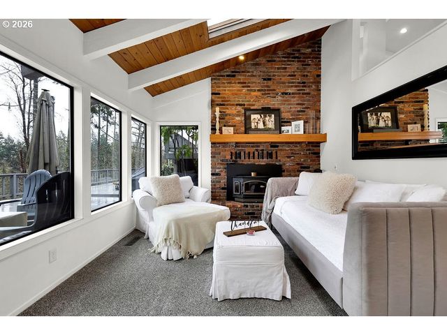 34846 MATTHEWS Rd, Eugene, OR 97405