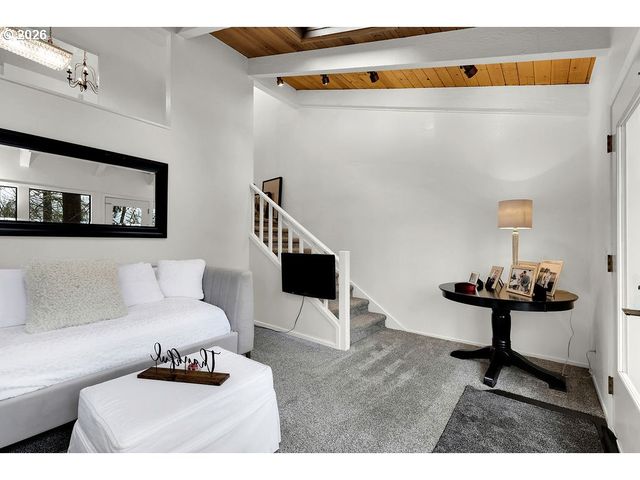 34846 MATTHEWS Rd, Eugene, OR 97405