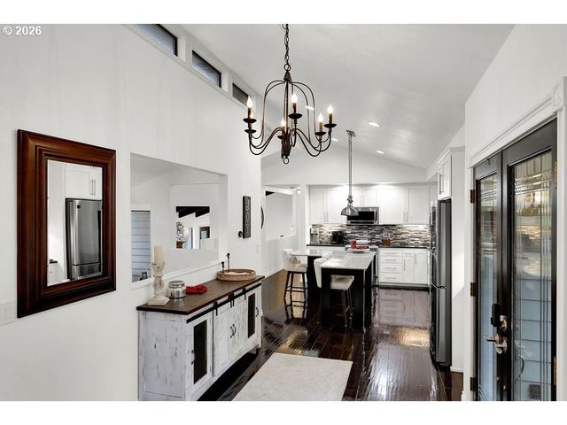 34846 MATTHEWS Rd, Eugene, OR 97405