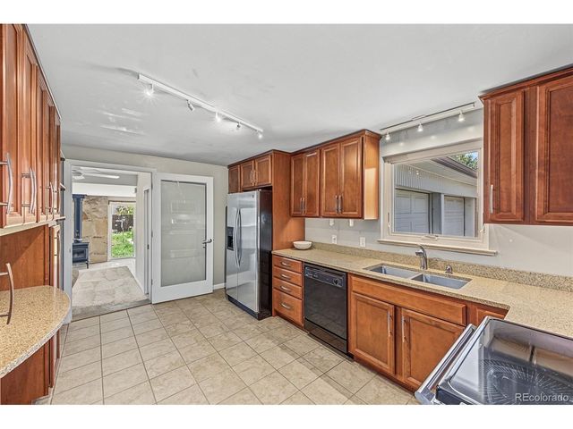 4165 Pierce St, Wheat Ridge, CO 80033