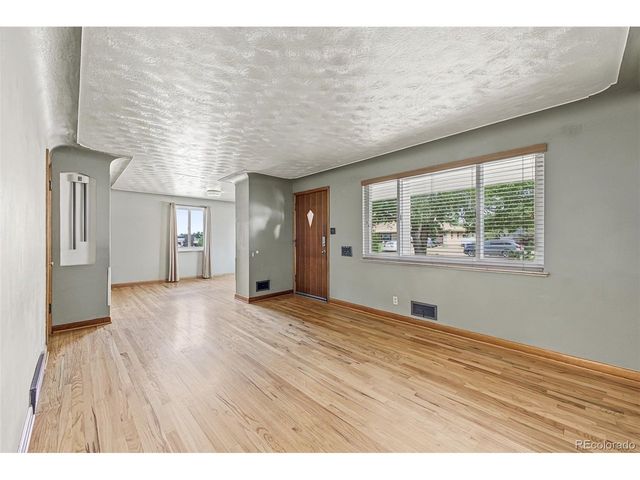 4165 Pierce St, Wheat Ridge, CO 80033