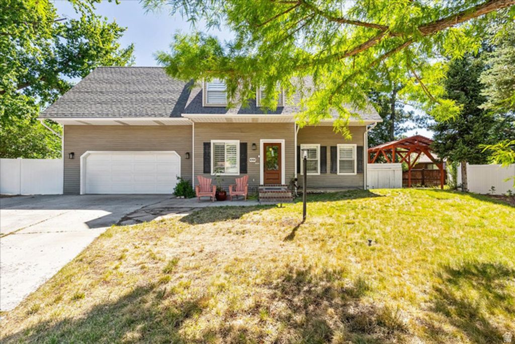 9066 S NEWCASTLE CIR, Sandy, UT 84093 — photo 2