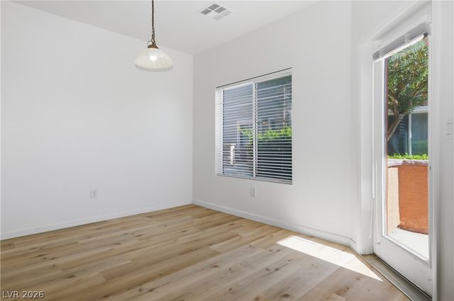 10410 Gold Shadow Avenue, Las Vegas, NV 89129