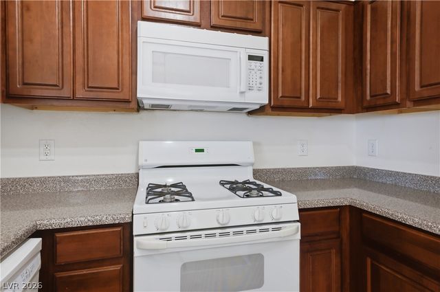 10410 Gold Shadow Avenue, Las Vegas, NV 89129