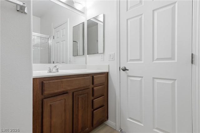 10410 Gold Shadow Avenue, Las Vegas, NV 89129