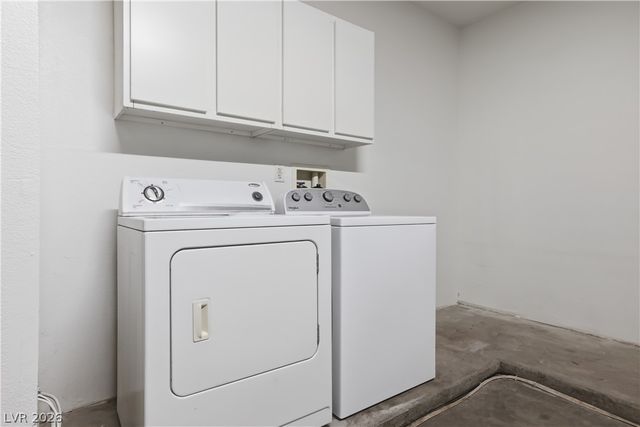 10410 Gold Shadow Avenue, Las Vegas, NV 89129
