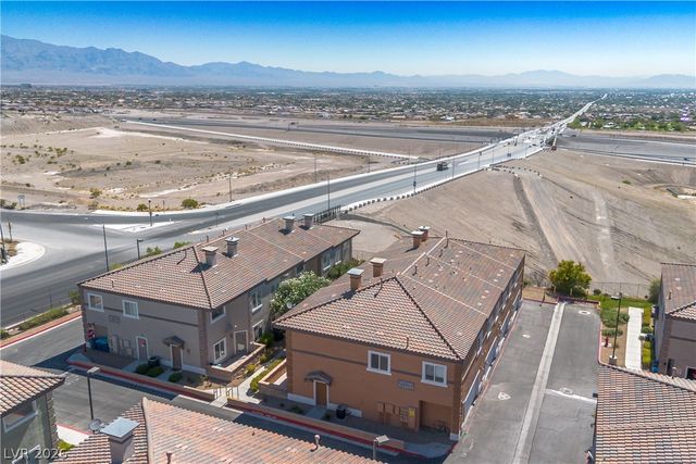 10410 Gold Shadow Avenue, Las Vegas, NV 89129