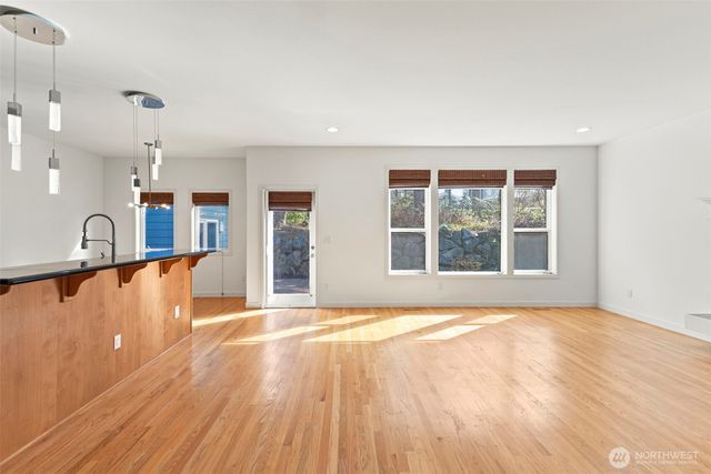 18433 Hawksview Drive, Arlington, WA 98223