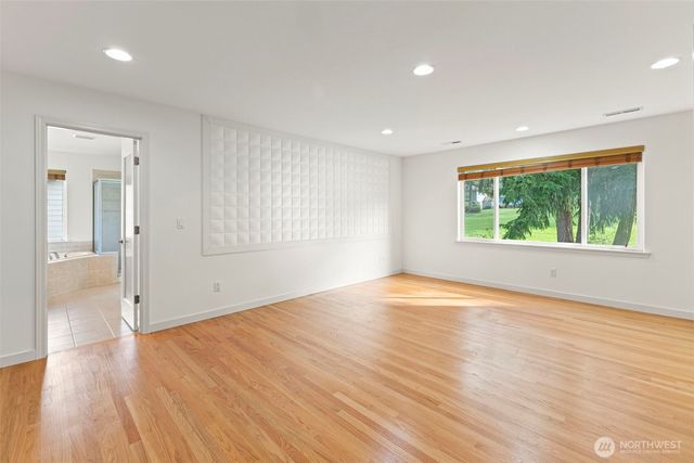 18433 Hawksview Drive, Arlington, WA 98223