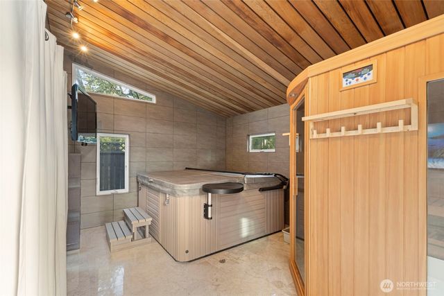 18433 Hawksview Drive, Arlington, WA 98223