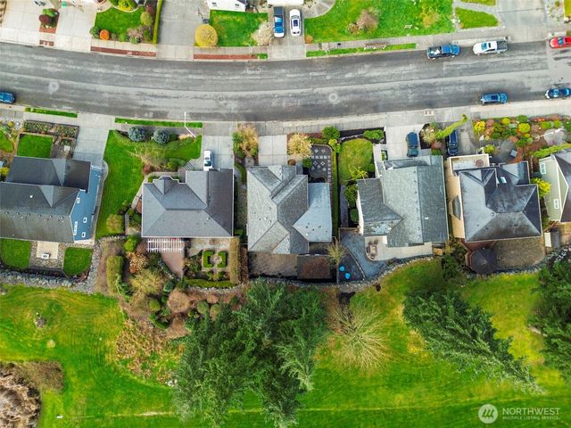 18433 Hawksview Drive, Arlington, WA 98223