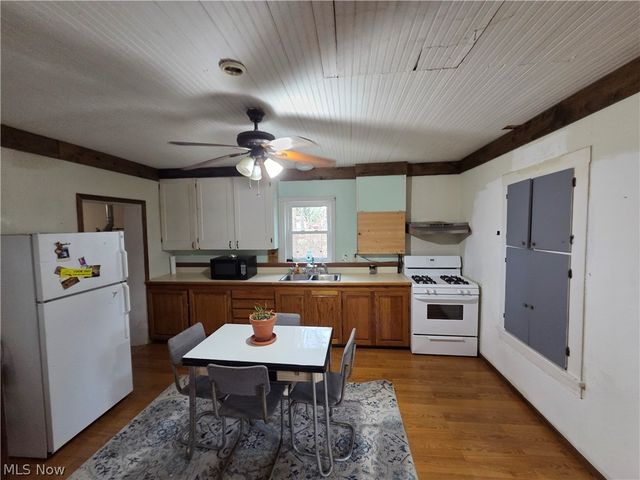 2410 Railroad Street, Newton Falls, OH 44444