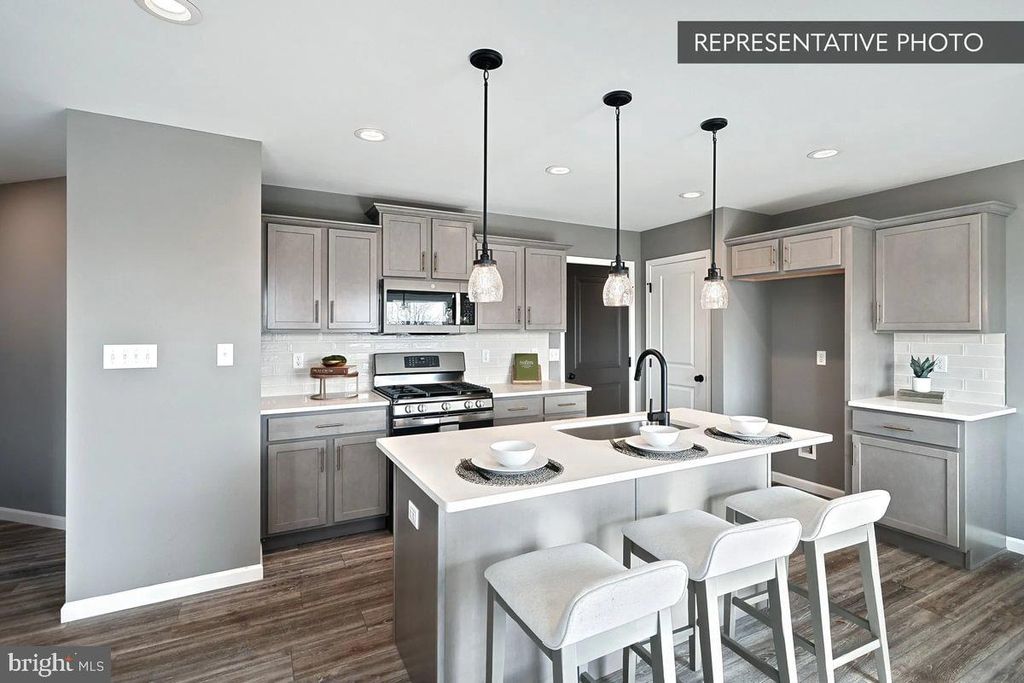 713 FAWN WAY #LOT 33, Pennsburg, PA 18073 — photo 4