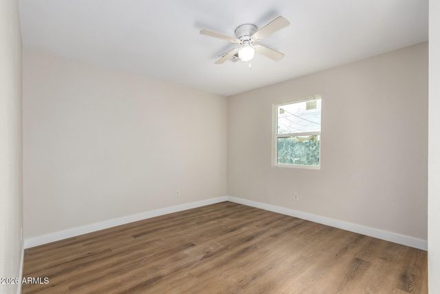 914 S 30TH Drive, Phoenix, AZ 85009