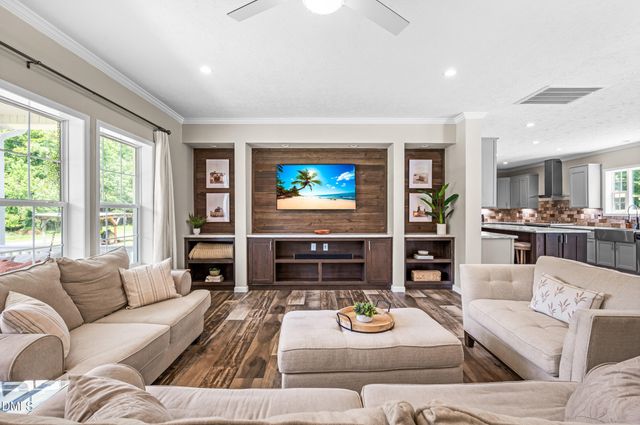 1058 Government Road, Clayton, NC 27520