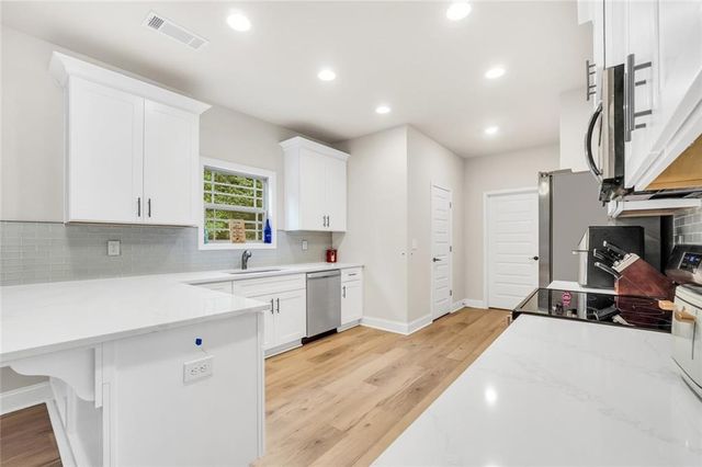 273 Summit View Drive, Mcdonough, GA 30253