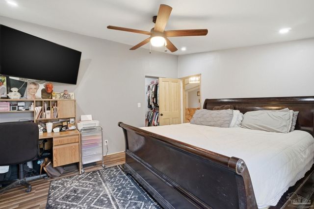 4342 Lindsey Ln, Pace, FL 32571