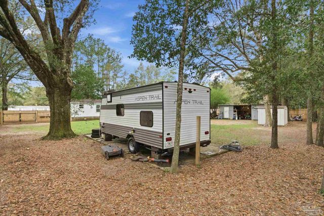 4342 Lindsey Ln, Pace, FL 32571