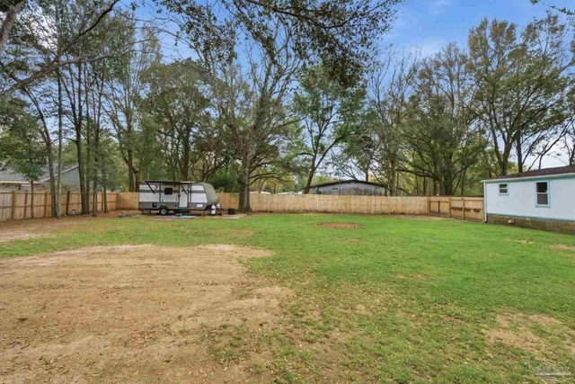 4342 Lindsey Ln, Pace, FL 32571