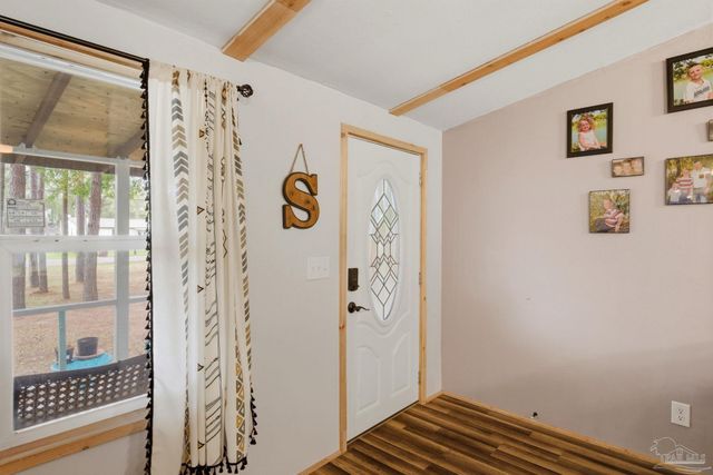 4342 Lindsey Ln, Pace, FL 32571