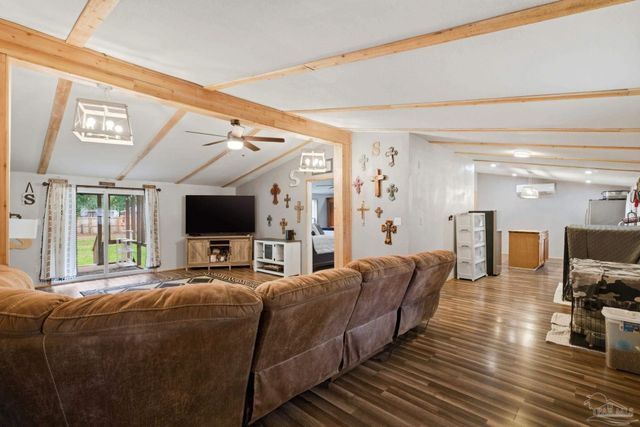 4342 Lindsey Ln, Pace, FL 32571