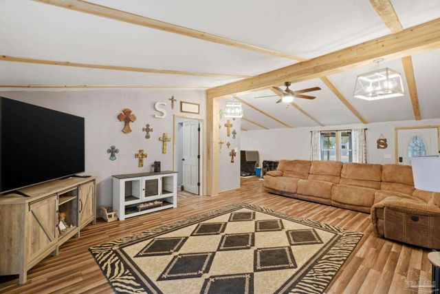 4342 Lindsey Ln, Pace, FL 32571