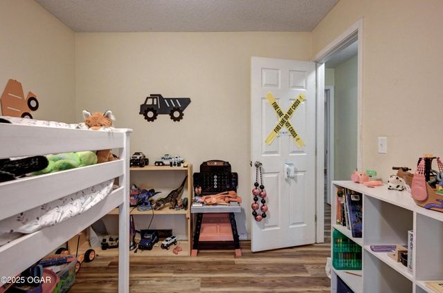 1106 Southern Hills, Carthage, MO 64836