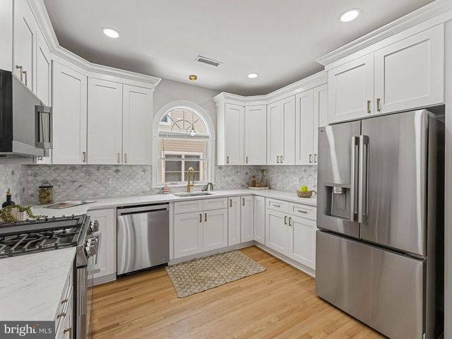 14 W 28TH ST, Ocean City, NJ 08226