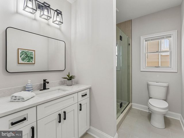 14 W 28TH ST, Ocean City, NJ 08226