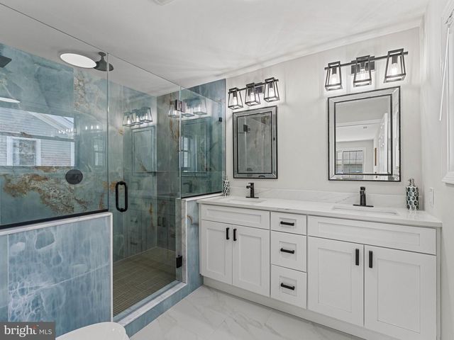 14 W 28TH ST, Ocean City, NJ 08226