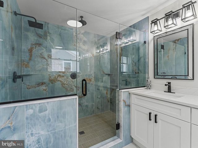 14 W 28TH ST, Ocean City, NJ 08226