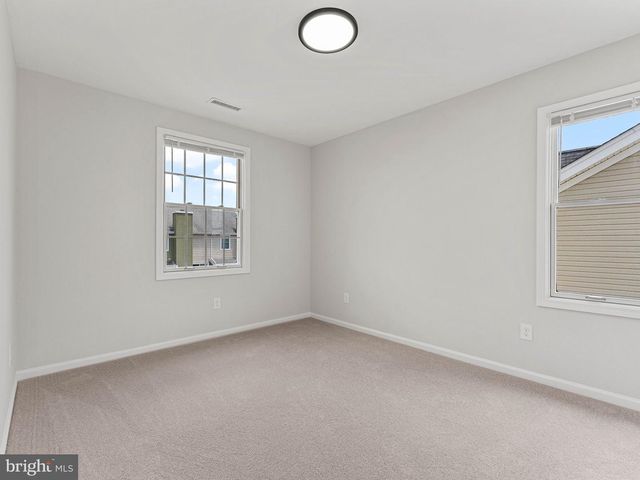 14 W 28TH ST, Ocean City, NJ 08226