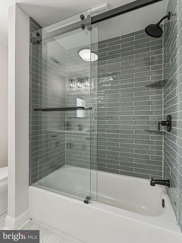 14 W 28TH ST, Ocean City, NJ 08226