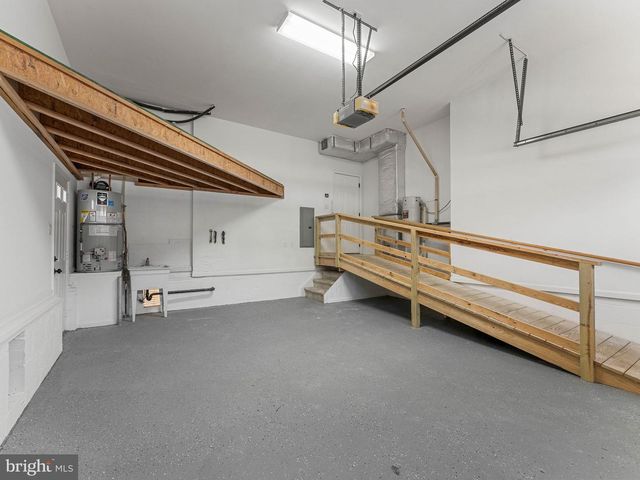 14 W 28TH ST, Ocean City, NJ 08226