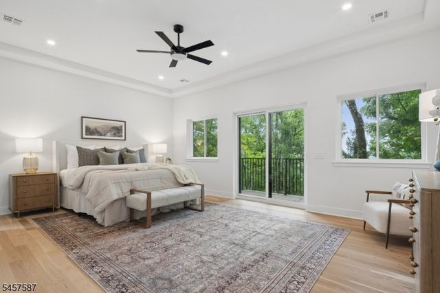 233 Fairmount Ave, Chatham Boro, NJ 07928