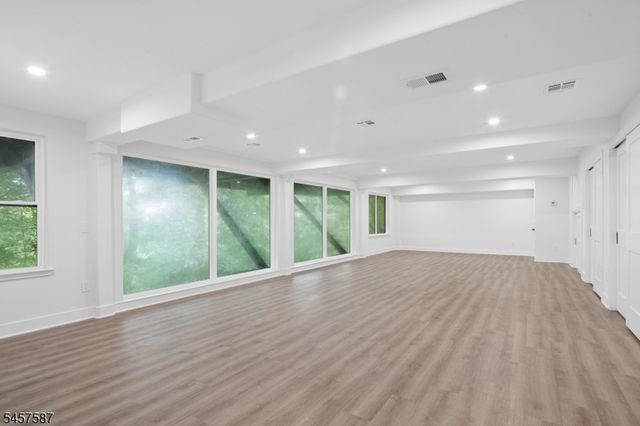 233 Fairmount Ave, Chatham Boro, NJ 07928