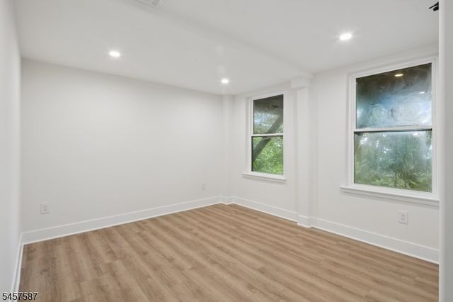 233 Fairmount Ave, Chatham Boro, NJ 07928