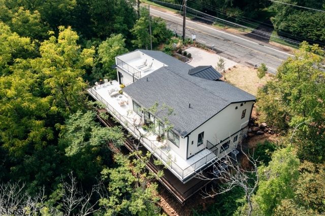 233 Fairmount Ave, Chatham Boro, NJ 07928