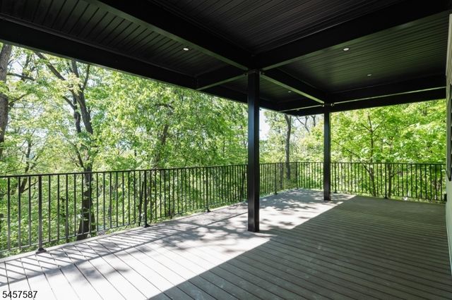 233 Fairmount Ave, Chatham Boro, NJ 07928
