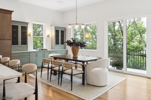 233 Fairmount Ave, Chatham Boro, NJ 07928