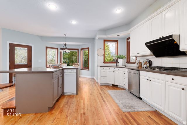 1209 E BEAR HOLLOW CV, Draper, UT 84020