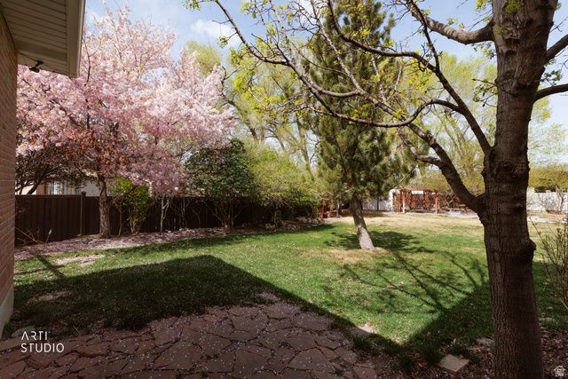 1209 E BEAR HOLLOW CV, Draper, UT 84020