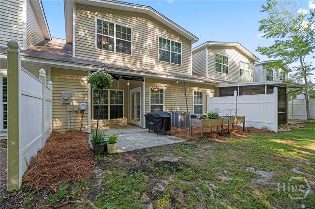 52 Falkland Avenue, Savannah, GA 31407