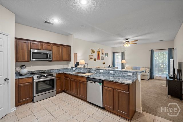 52 Falkland Avenue, Savannah, GA 31407