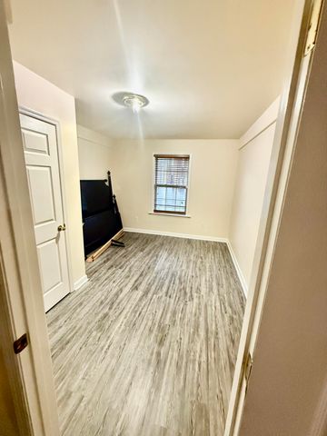 3373 Royal Troon Road, Lexington, KY 40509