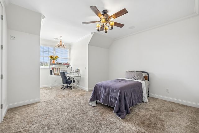 107 Gaston St, Gallatin, TN 37066