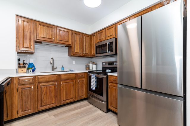 57200 E Hwy 125 Unit 4721, Monkey Island, OK 74331