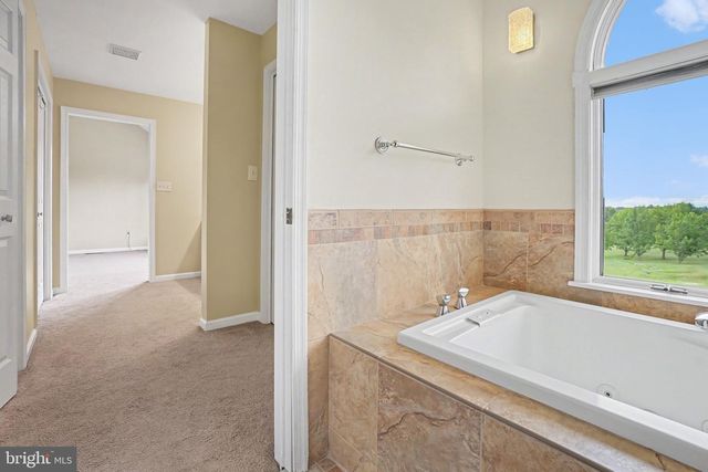 2093 FAIRWAY LN, Harrisburg, PA 17112