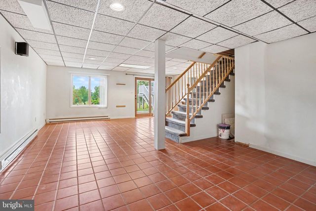 2093 FAIRWAY LN, Harrisburg, PA 17112